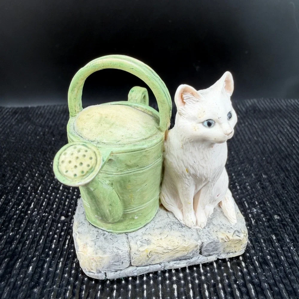 Beatrix Potter Cat W Watering Can Figurine Border‎ Fine Arts F Warne & Co 1991